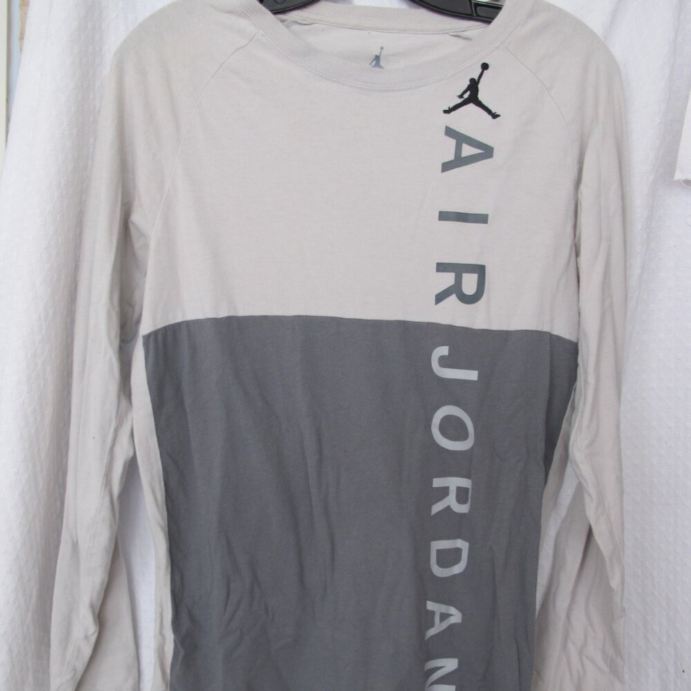 Air Jordan Long Sleeve T-shirt